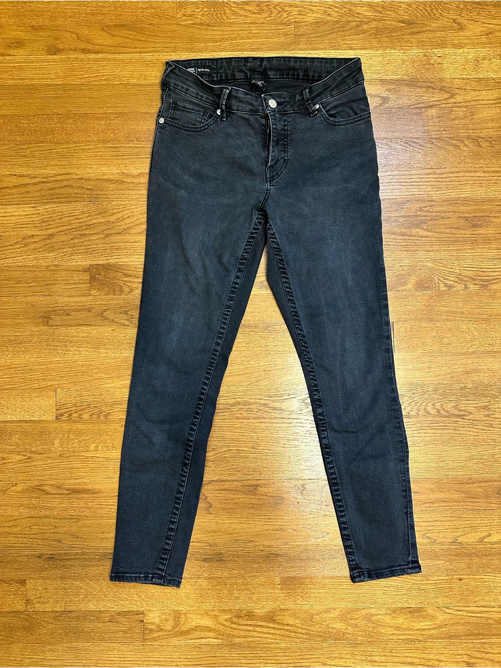 True Religion Women's Black Washed Skinny Jeans - Picture 3 of 4